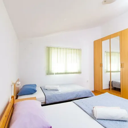 Mimi Διαμέρισμα Brodarica (Sibenik-Knin)