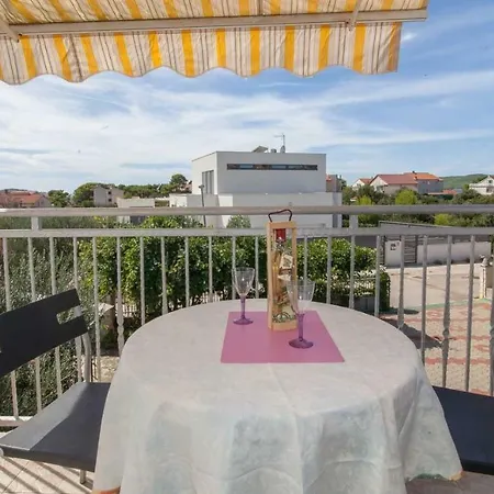 Mimi Διαμέρισμα *