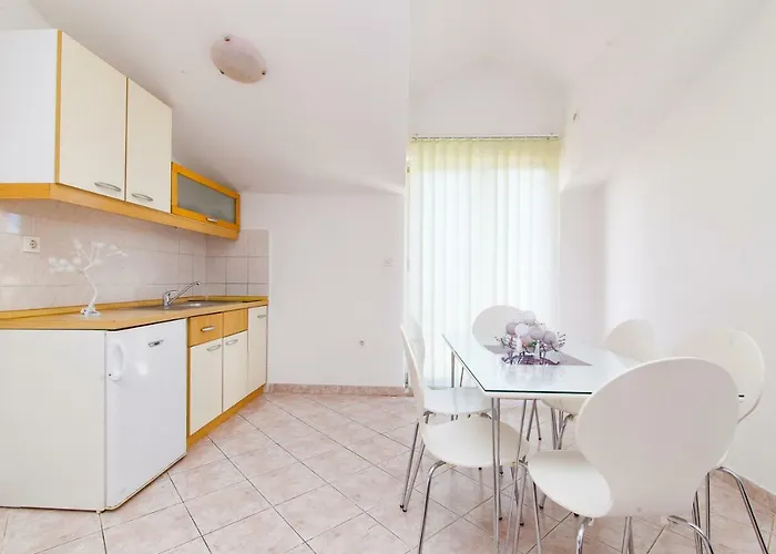 Mimi דירה ברודאריצה